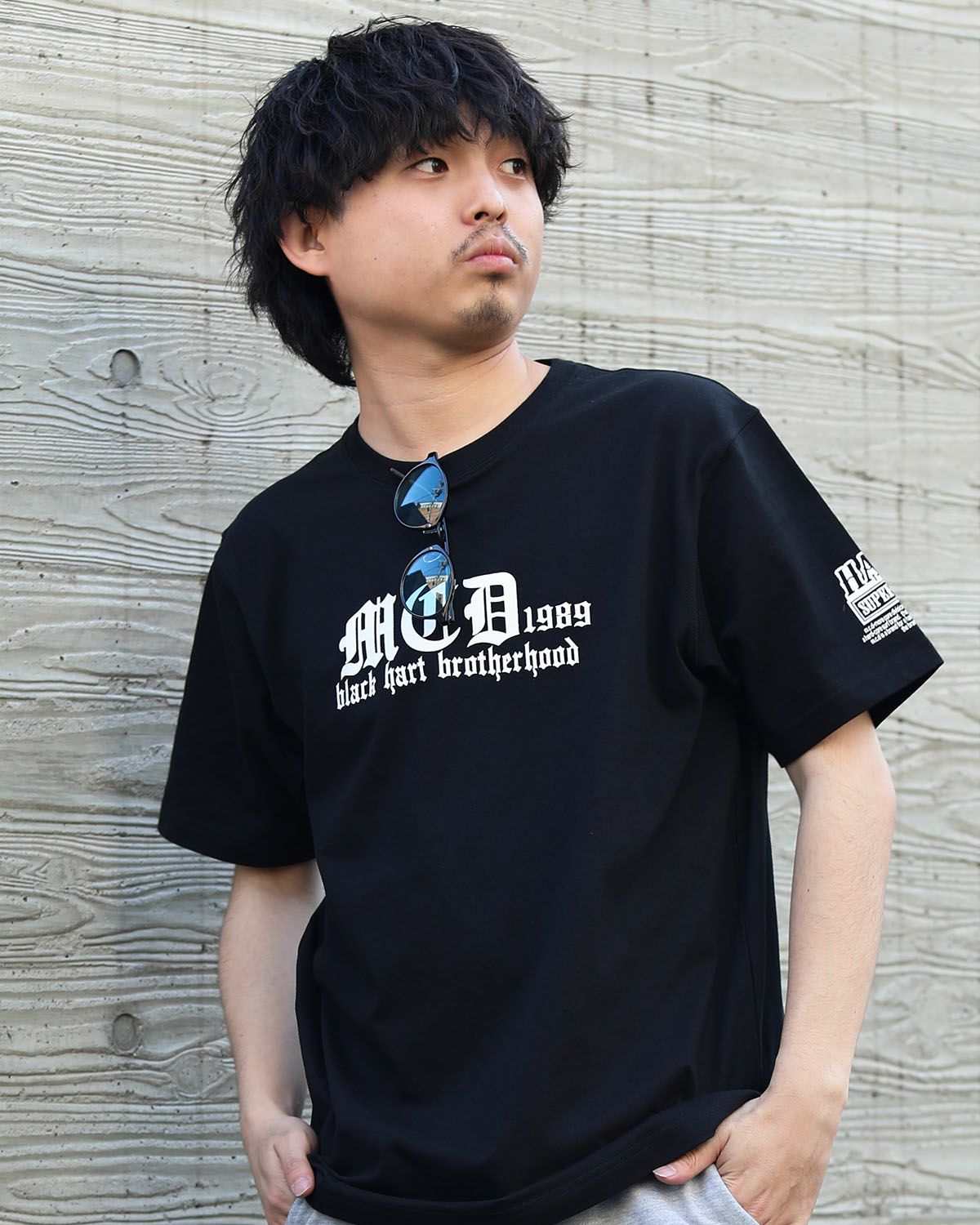 ブラック:173cm/63kg(Lサイズ着用)