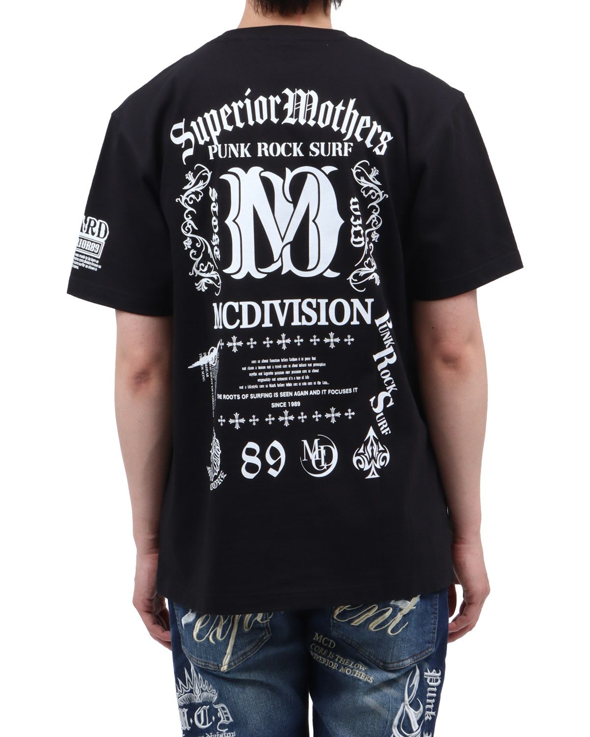 ブラック：174cm62kg(Lサイズ着用)