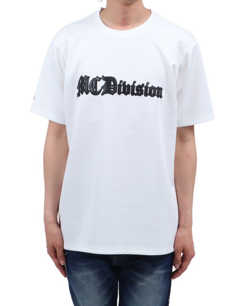 ホワイト：174cm62kg(Lサイズ着用)