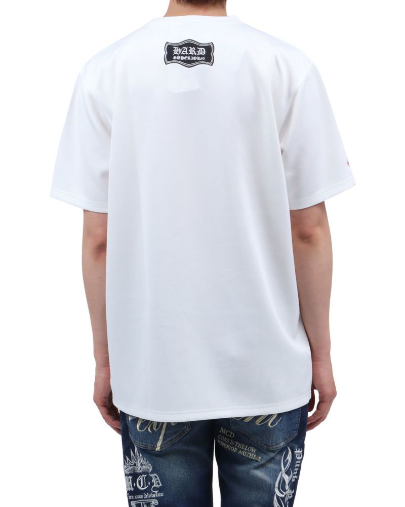 ホワイト：174cm62kg(Lサイズ着用)