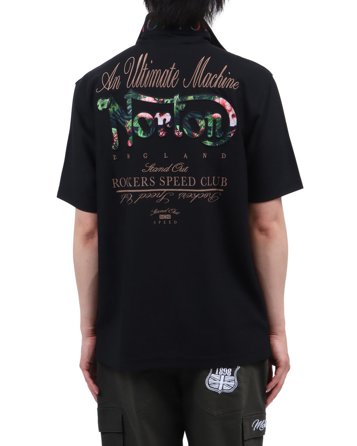 ブラック：174cm62kg(Lサイズ着用)