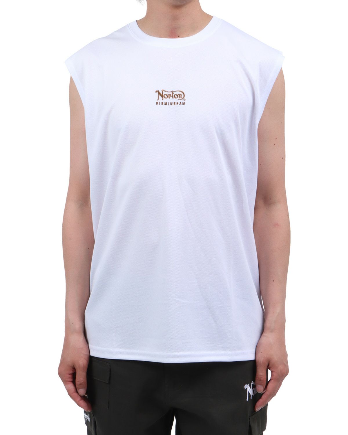 ホワイト：174cm62kg(Lサイズ着用)