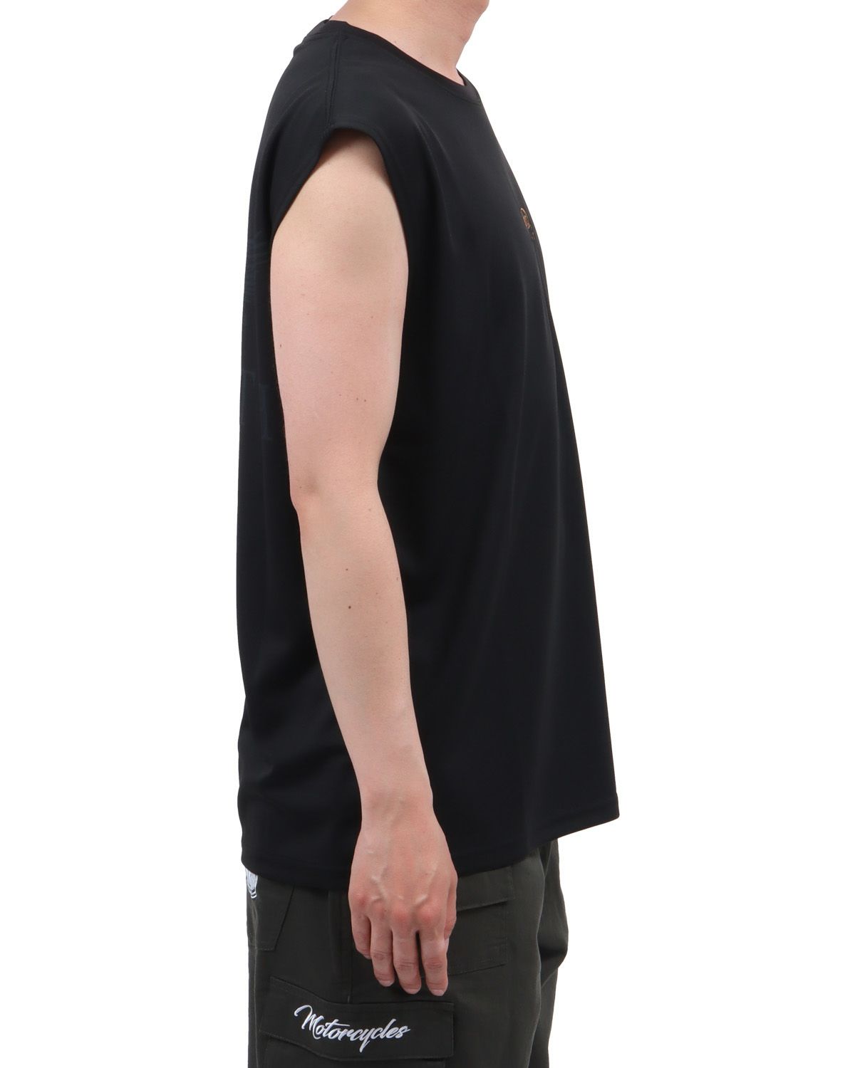 ブラック：174cm62kg(Lサイズ着用)