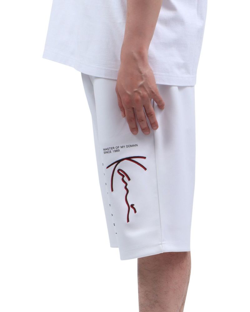 ホワイト：174cm62kg(Lサイズ着用)