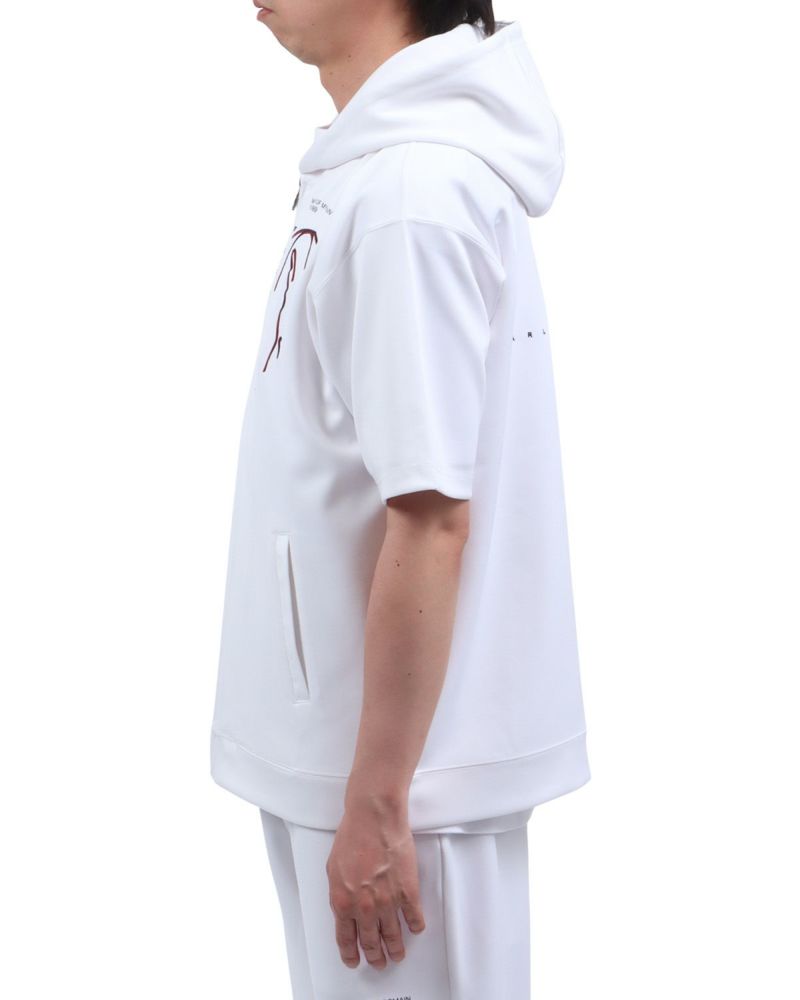 ホワイト：174cm62kg(Lサイズ着用)