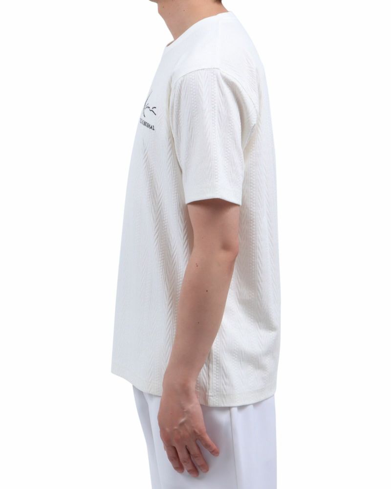 オフホワイト：174cm62kg(Lサイズ着用)