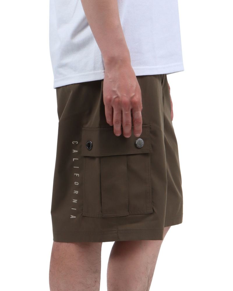 カーキ：174cm62kg(Lサイズ着用)