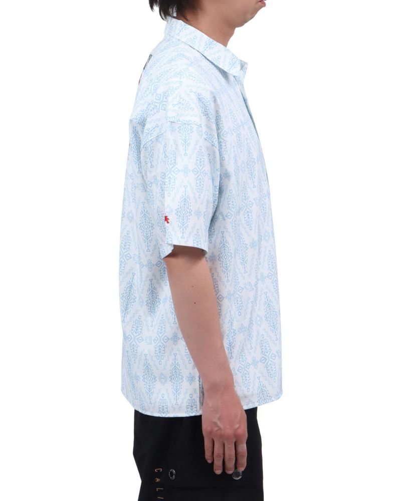 ホワイト：174cm62kg(Lサイズ着用)