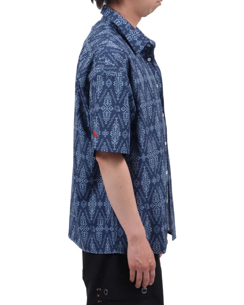 ネイビー：174cm62kg(Lサイズ着用)