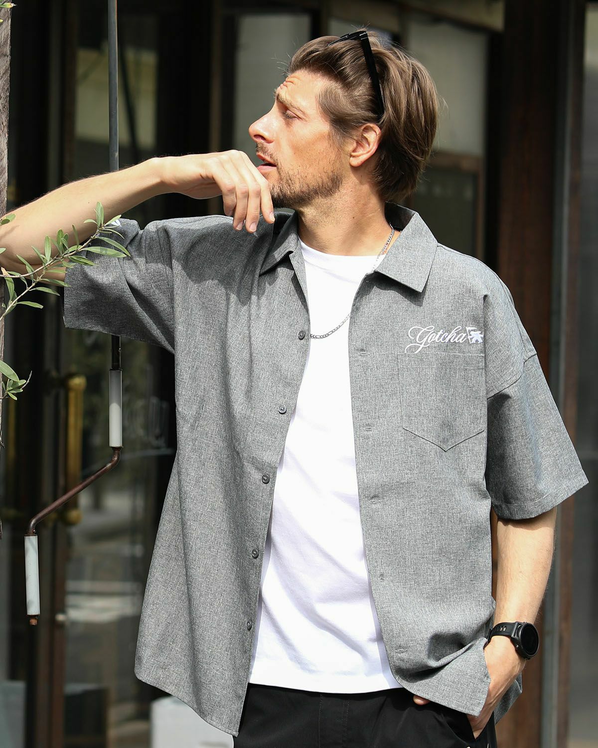 チャコール：183cm70kg(Lサイズ着用)