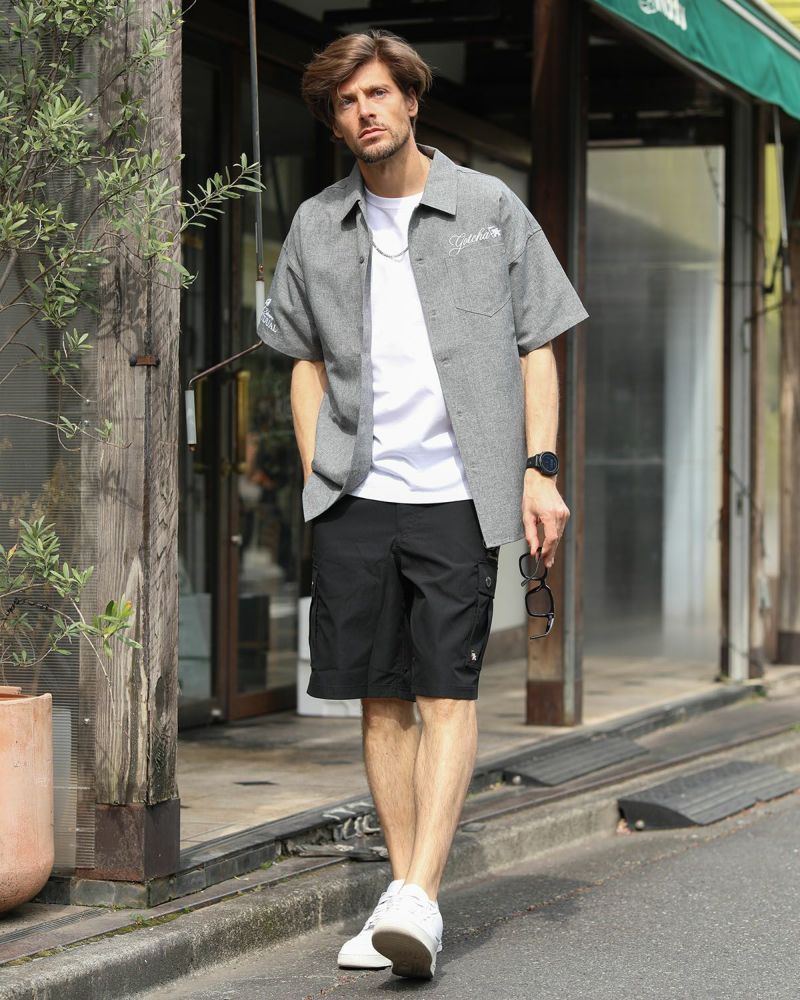 チャコール：183cm70kg(Lサイズ着用)