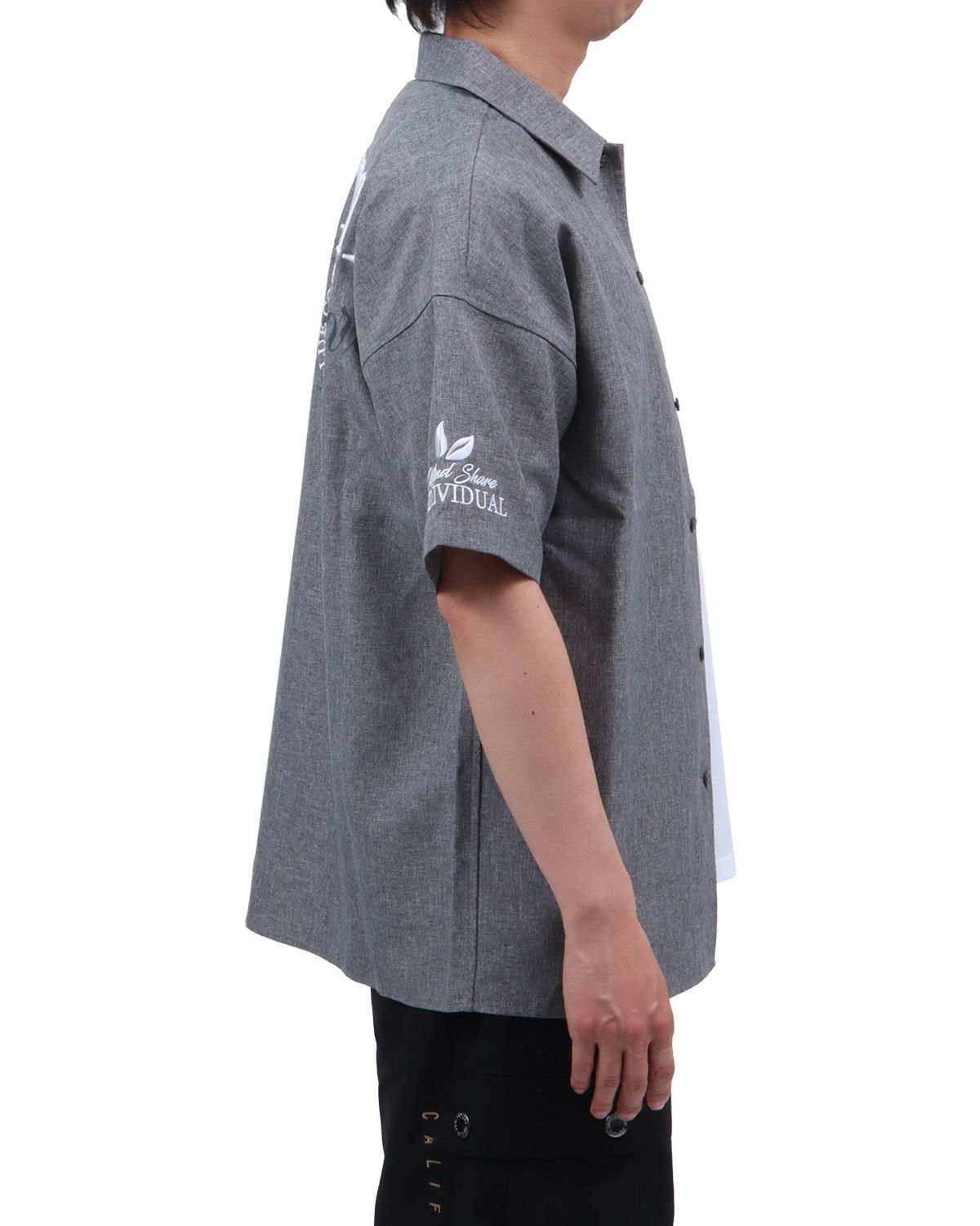 チャコール：174cm62kg(Lサイズ着用)