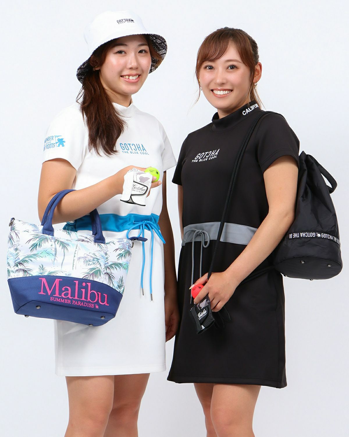 左：157cm(Sサイズ着用)、 右：154cm(Sサイズ着用)