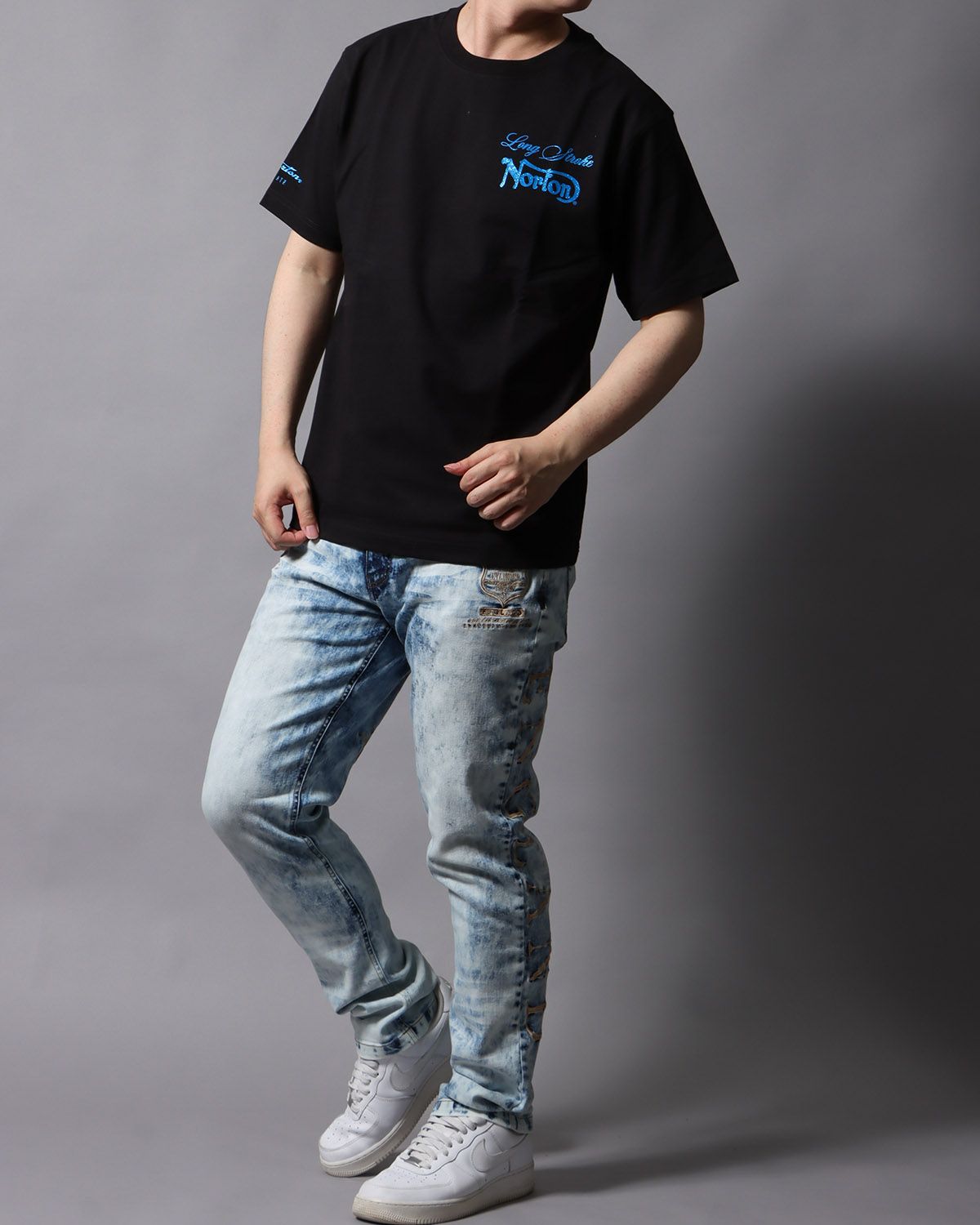 ブラック：178cm/75kg(Lサイズ着用)