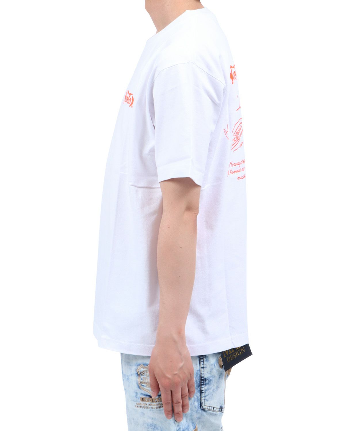 ホワイト：174cm62kg(Lサイズ着用)