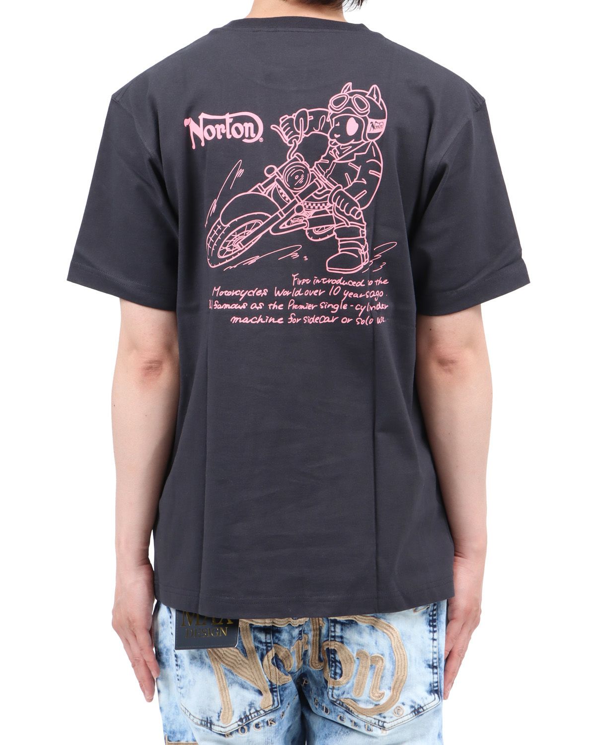 チャコール：174cm62kg(Lサイズ着用)