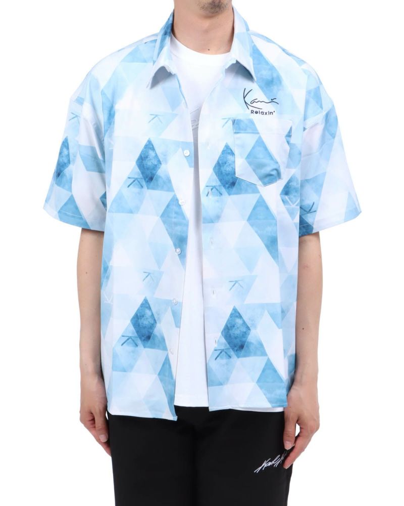 ホワイト：174cm62kg(Lサイズ着用)