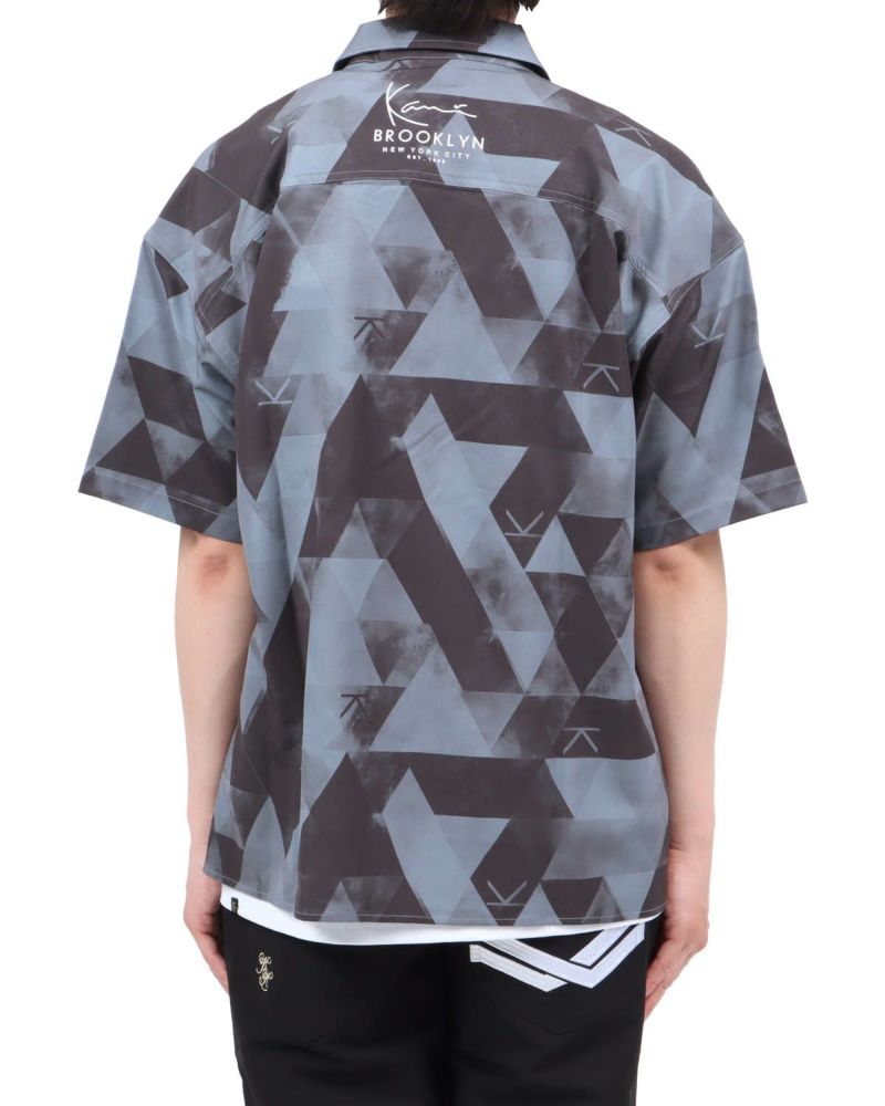 ブラック：174cm62kg(Lサイズ着用)