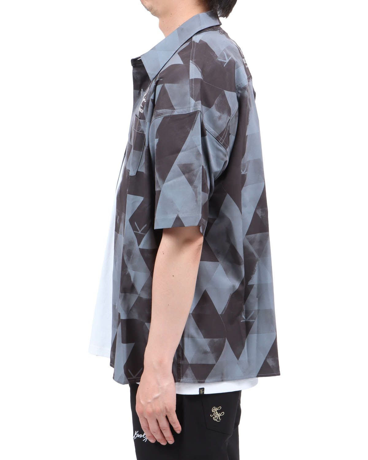 ブラック：174cm62kg(Lサイズ着用)