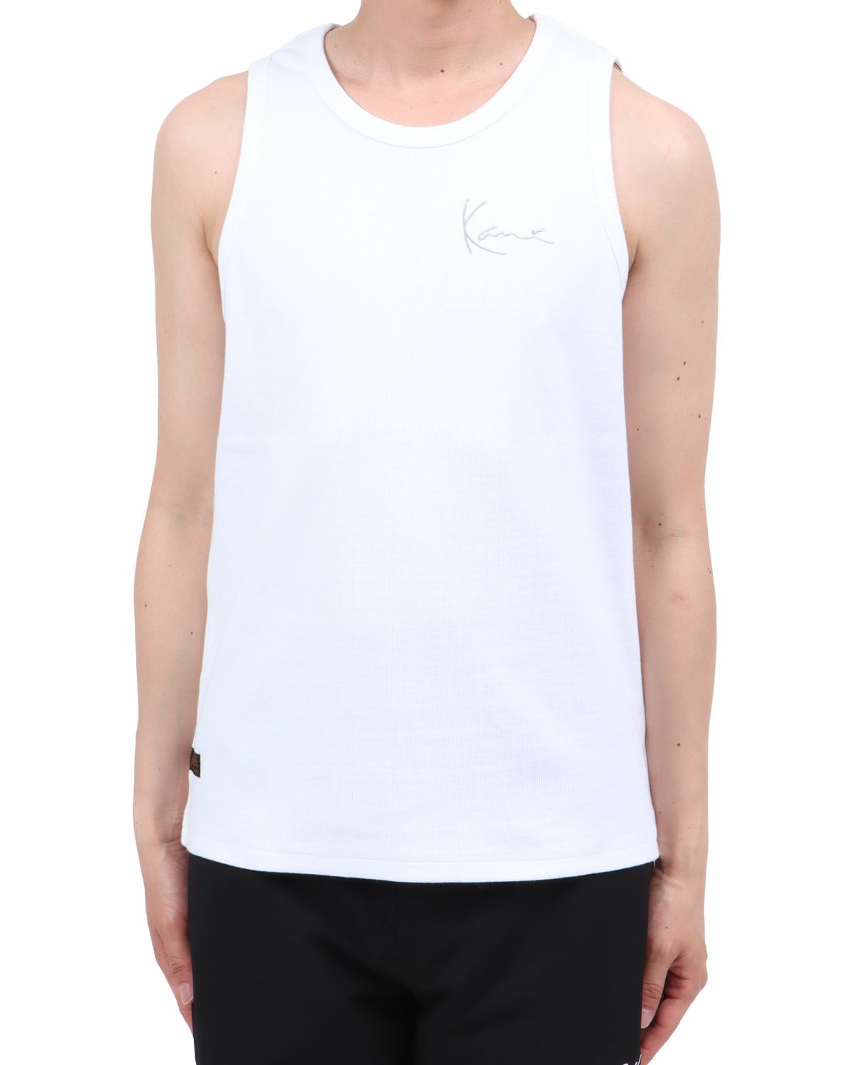 ホワイト：174cm62kg(Lサイズ着用)