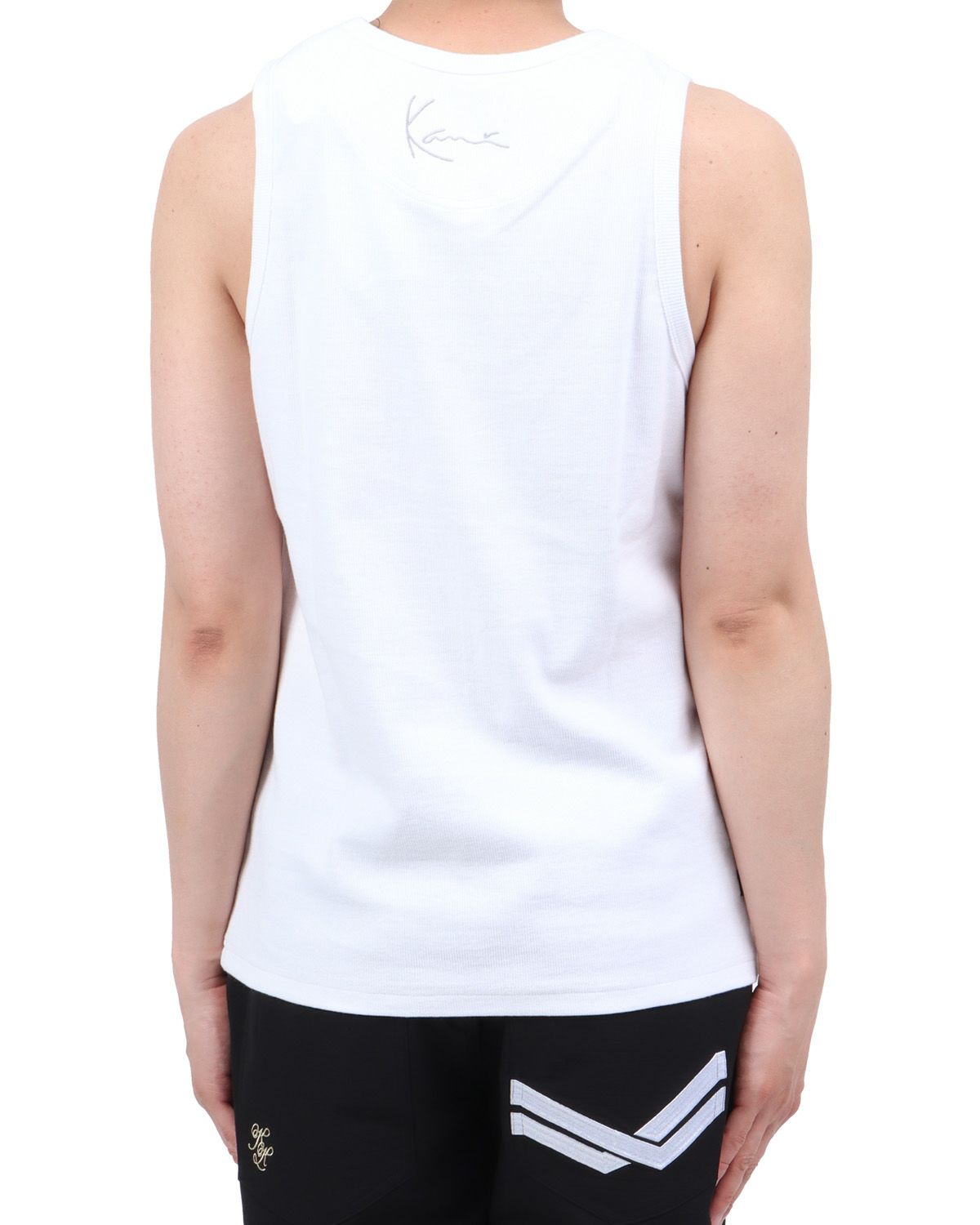 ホワイト：174cm62kg(Lサイズ着用)