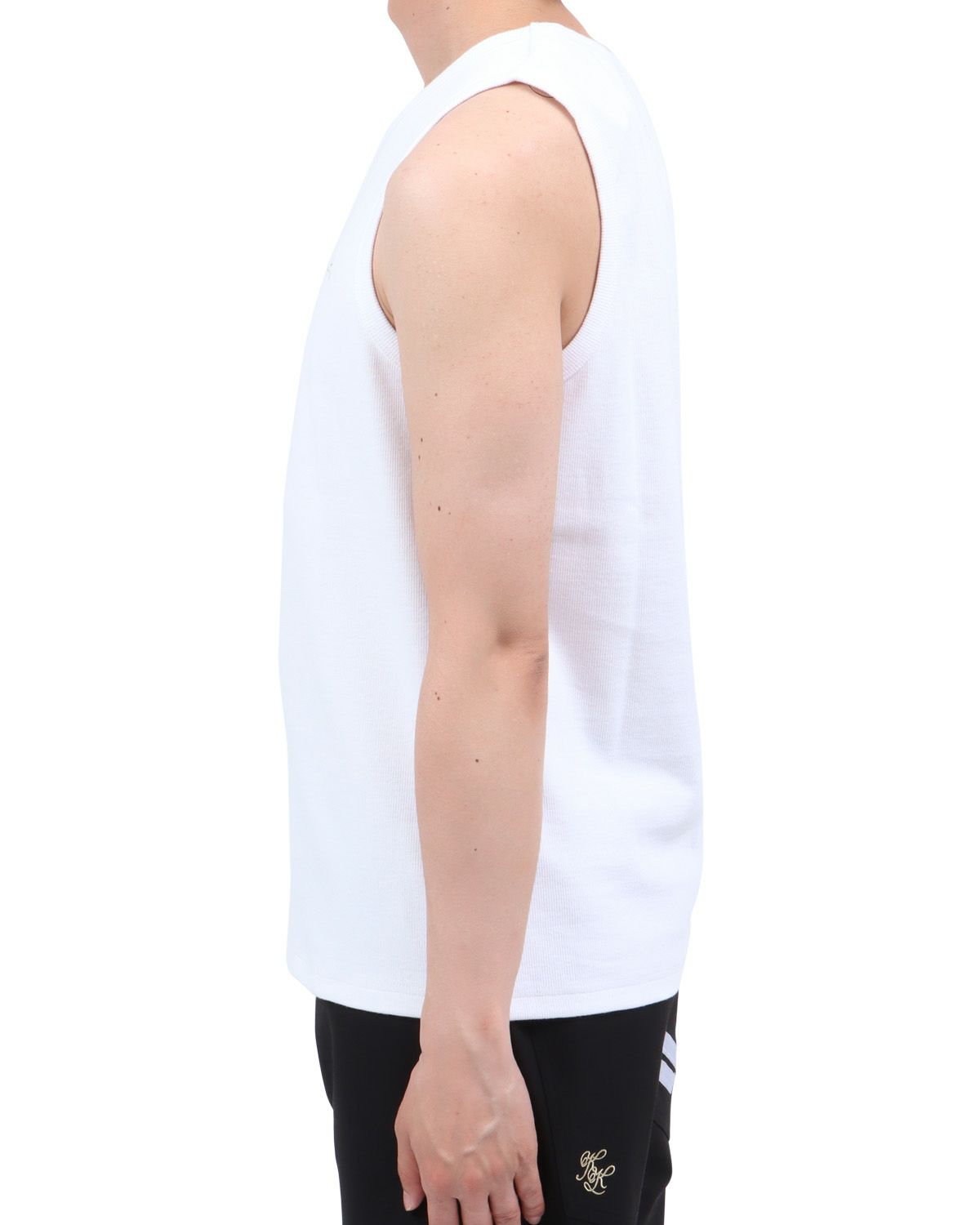 ホワイト：174cm62kg(Lサイズ着用)