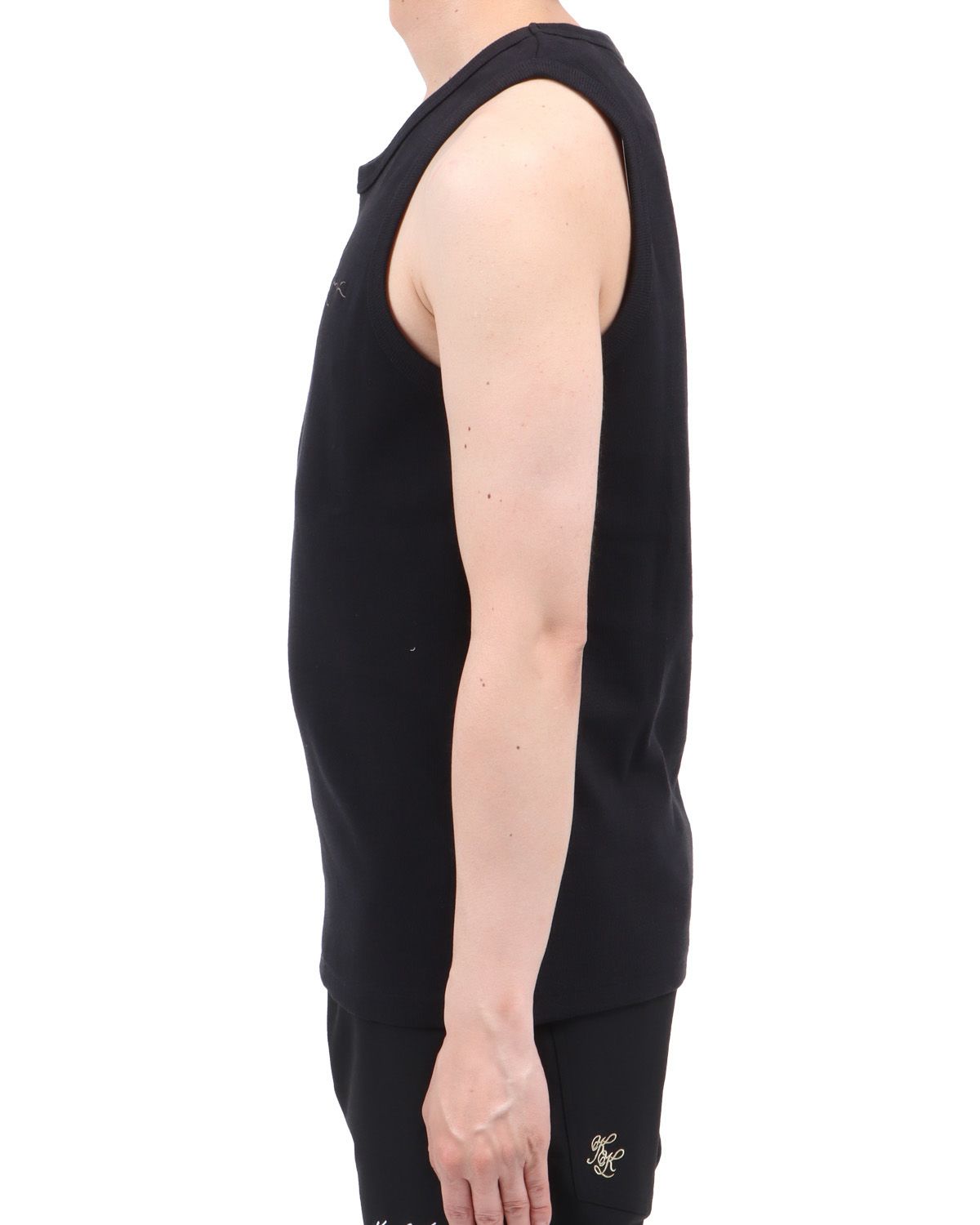 ブラック：174cm62kg(Lサイズ着用)