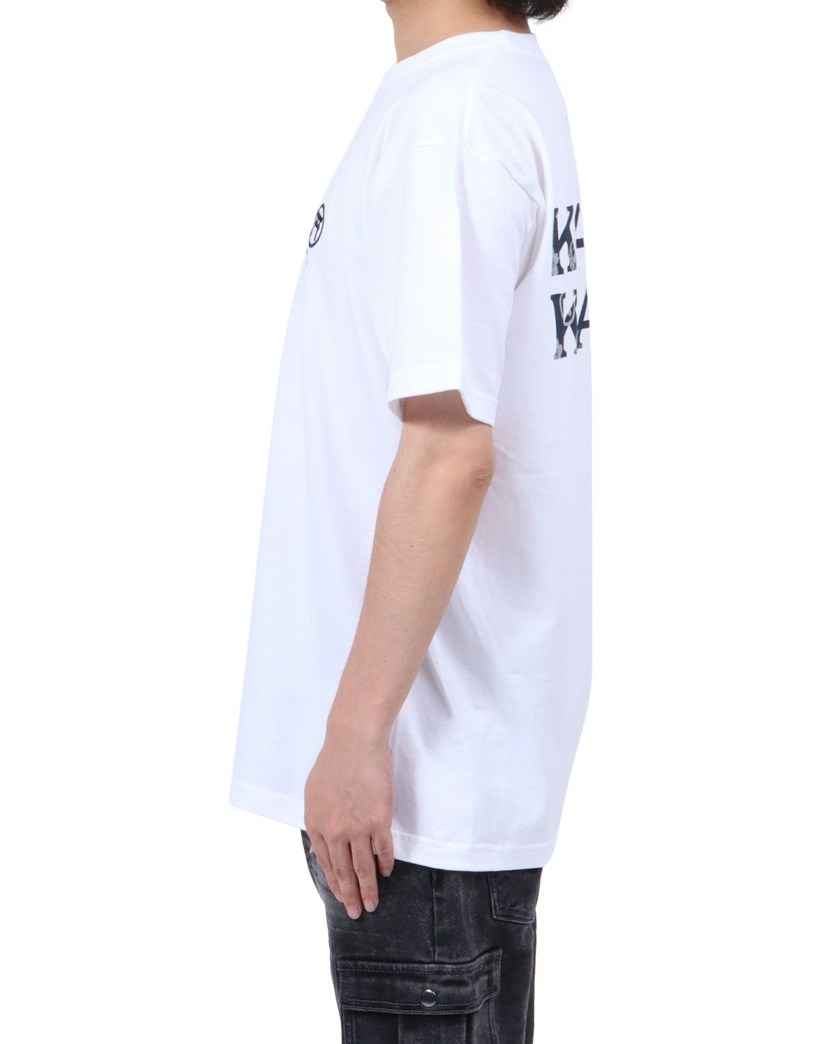 ホワイト：173cm60kg(Lサイズ着用)