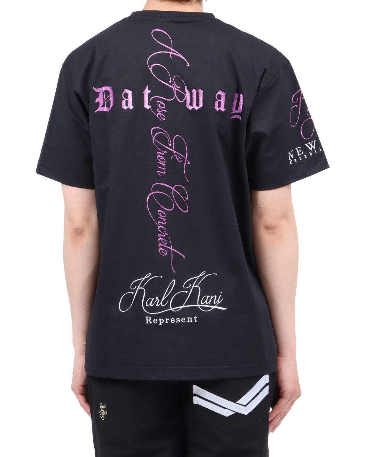 パープル：174cm62kg(Lサイズ着用)