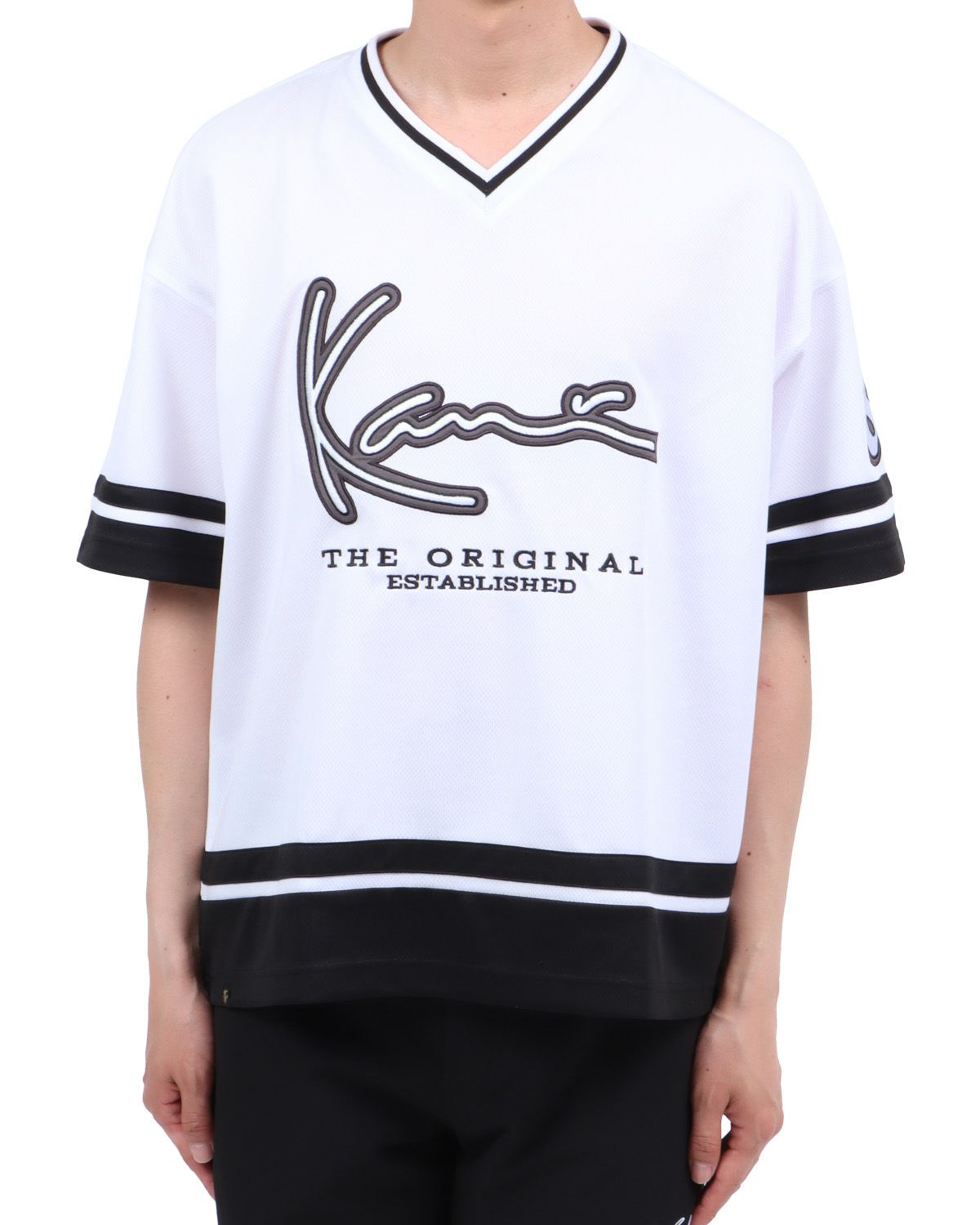 ホワイト：174cm62kg(Lサイズ着用)