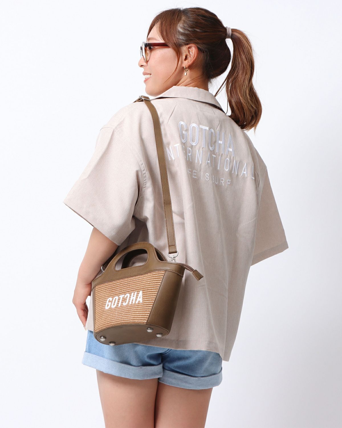 ベージュ：154cm(Mサイズ着用)