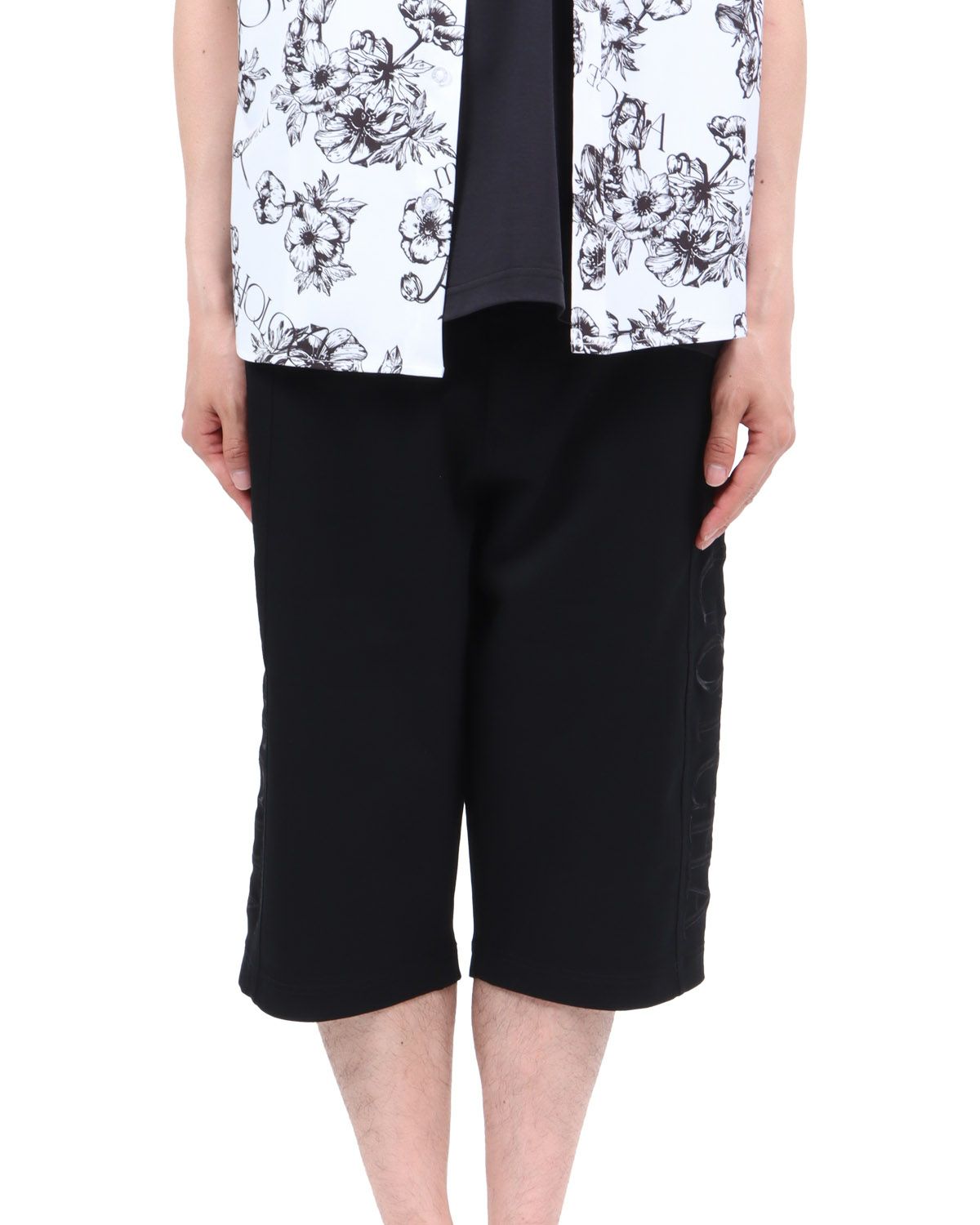 ブラック：174cm62kg(Mサイズ着用)