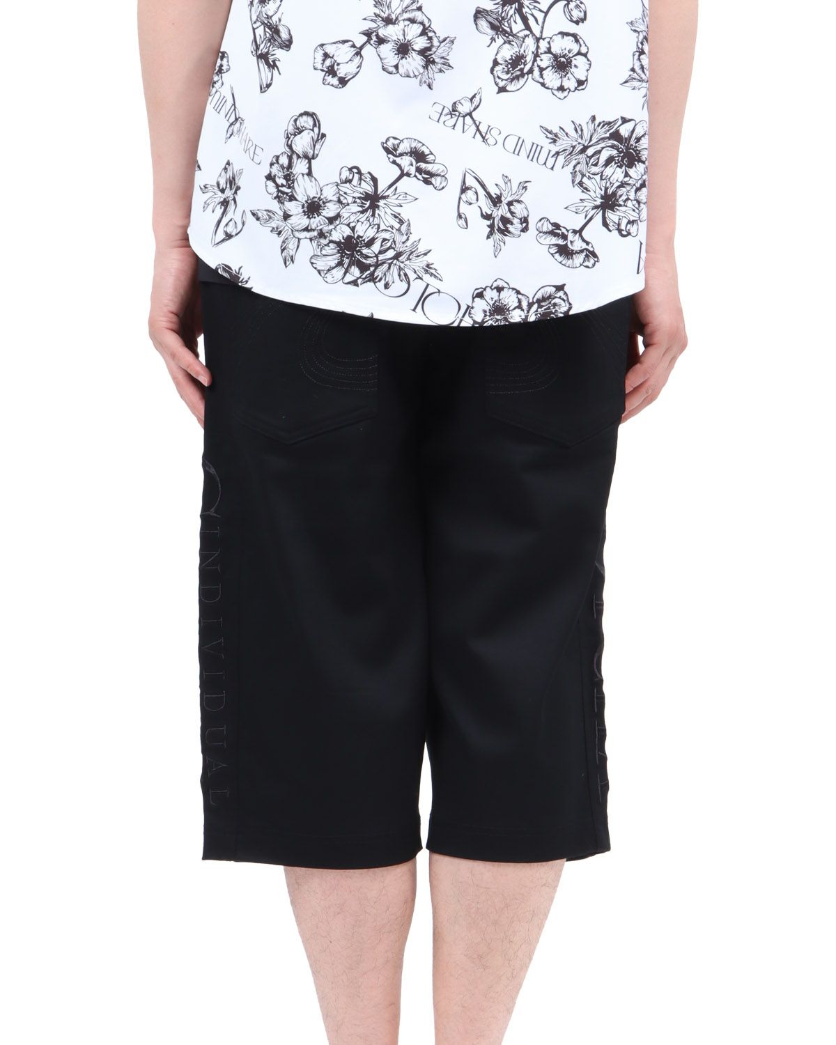 ブラック：174cm62kg(Mサイズ着用)