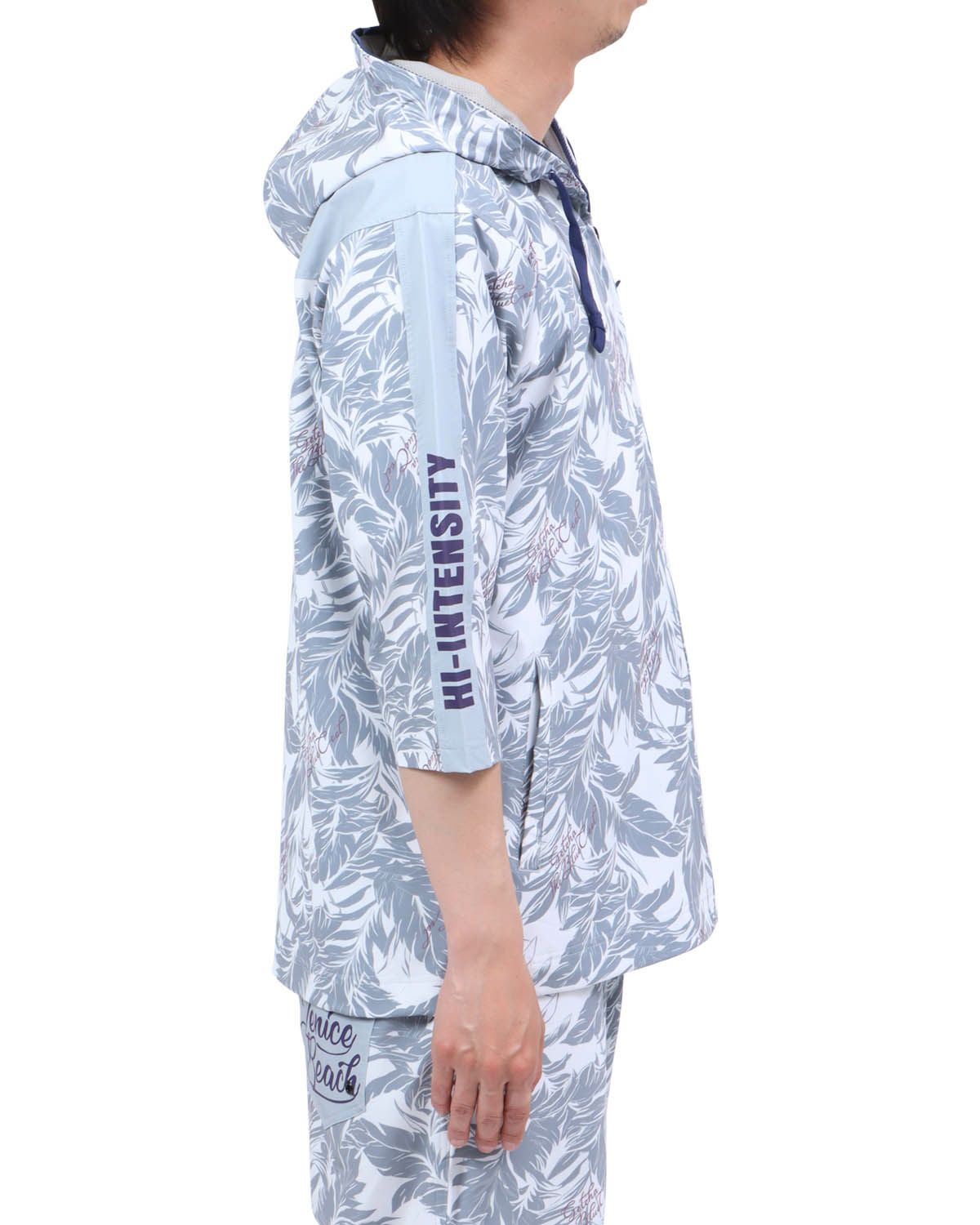 ホワイト：174cm62kg(Lサイズ着用)