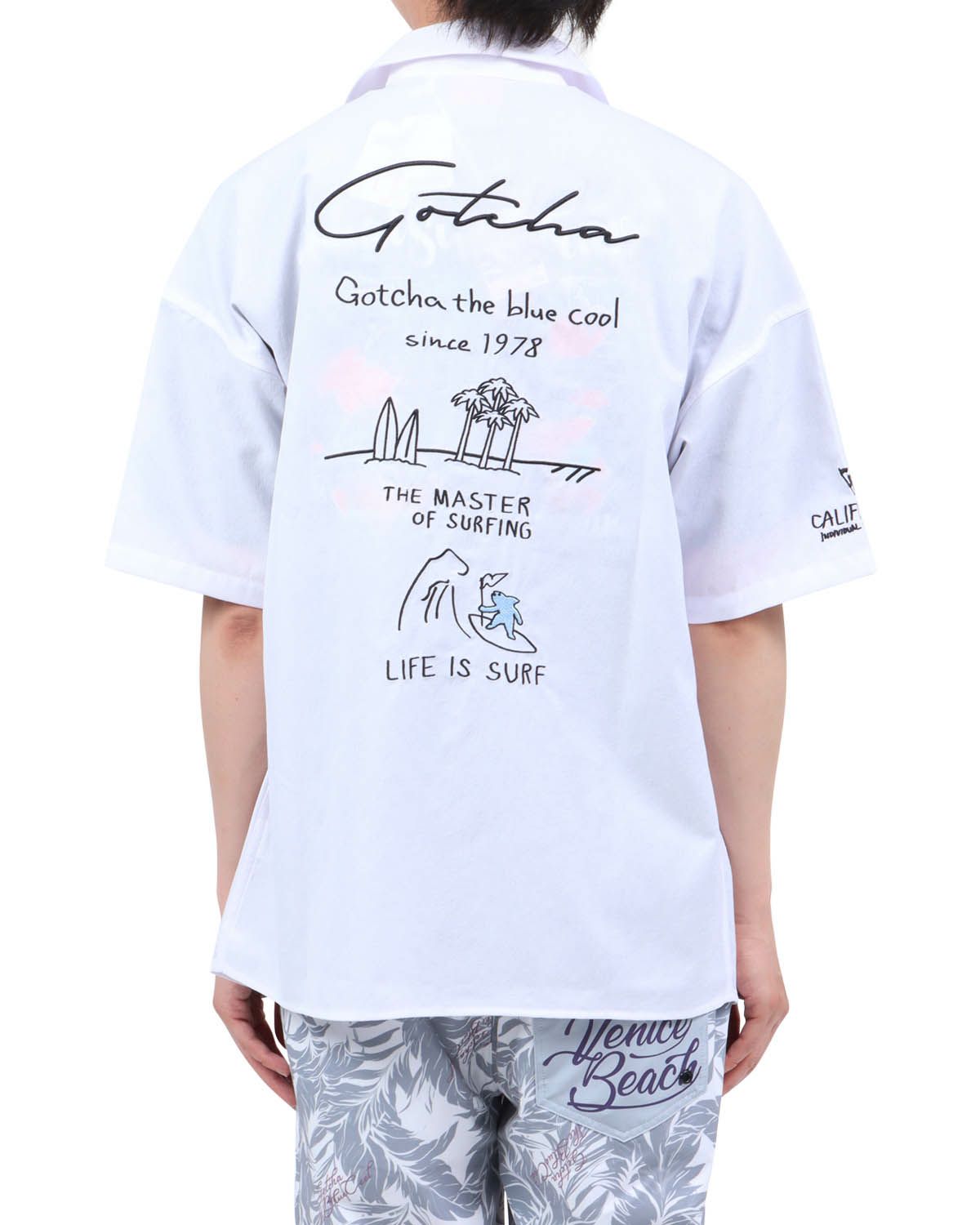 ホワイト：174cm62kg(Lサイズ着用)