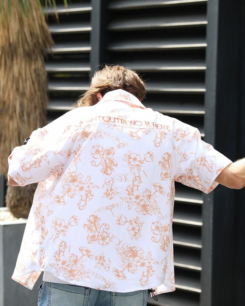 オレンジ：183cm70kg(Lサイズ着用)