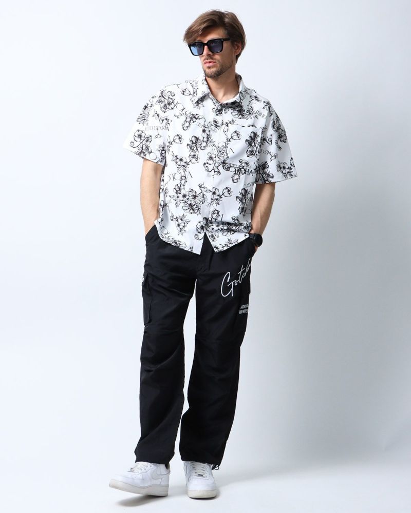 ホワイト：183cm70kg(Lサイズ着用)