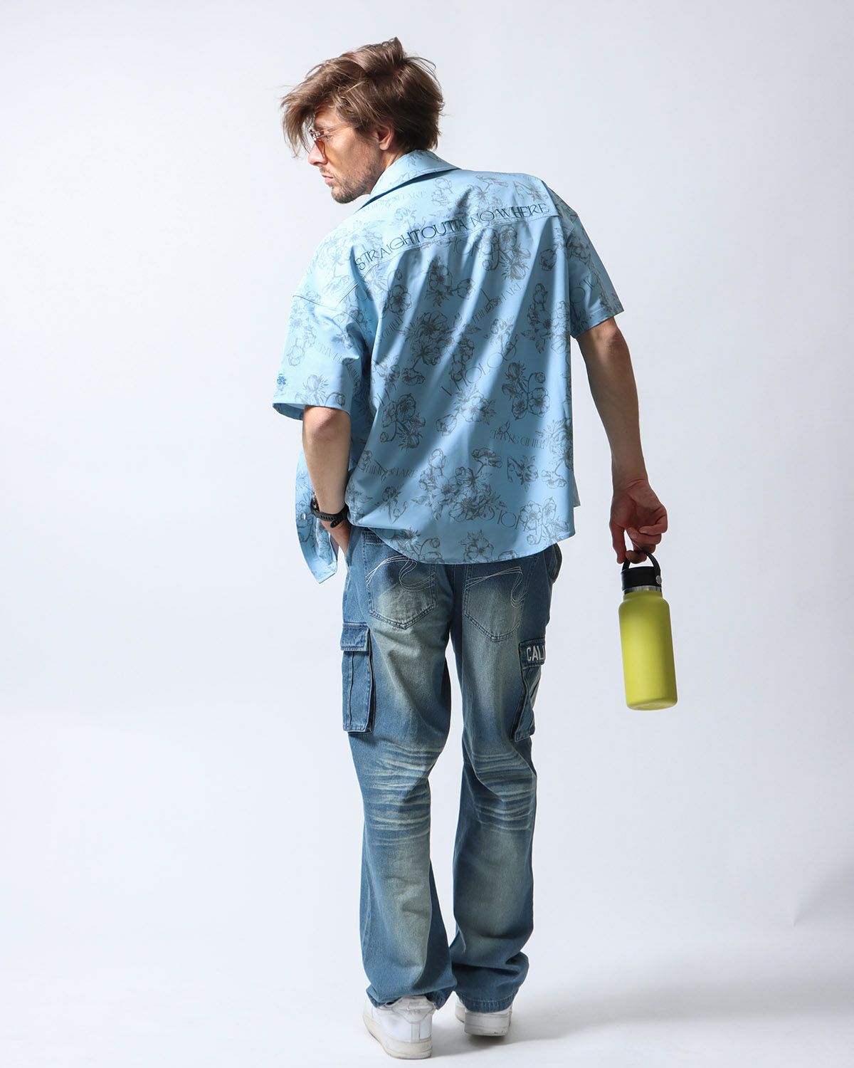 ブルーグレー：183cm70kg(Lサイズ着用)