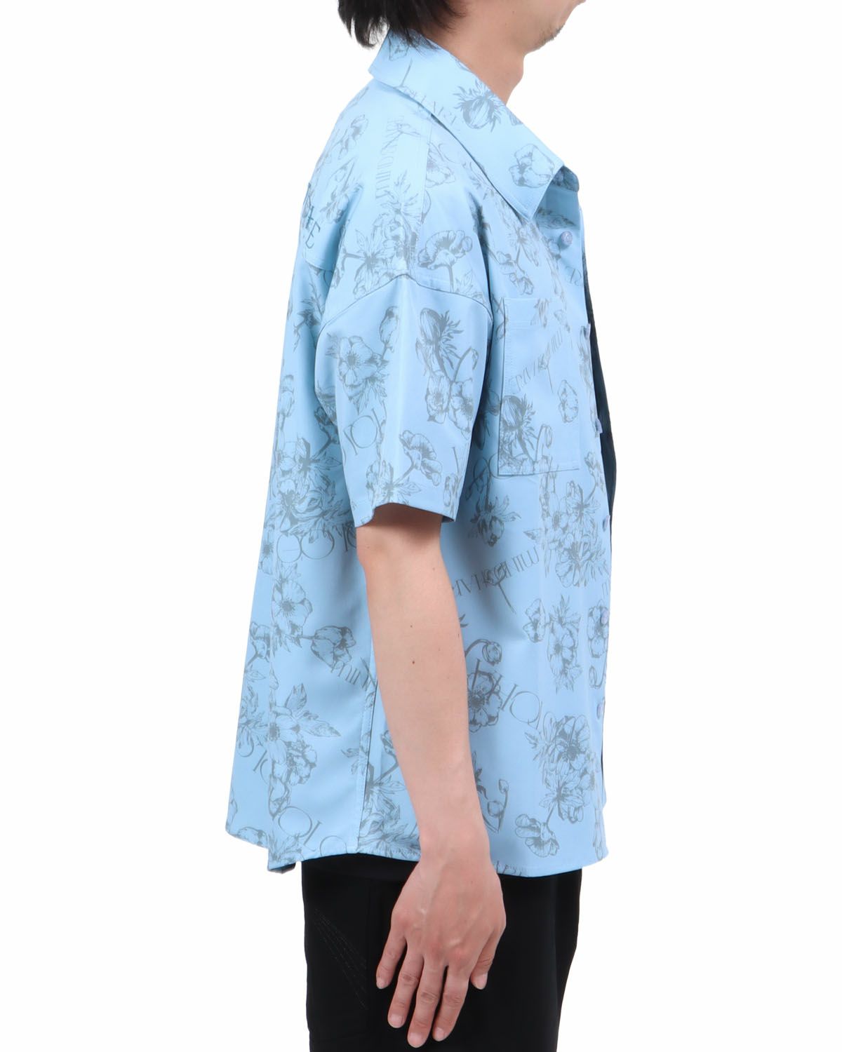 ブルーグレー：174cm62kg(Lサイズ着用)