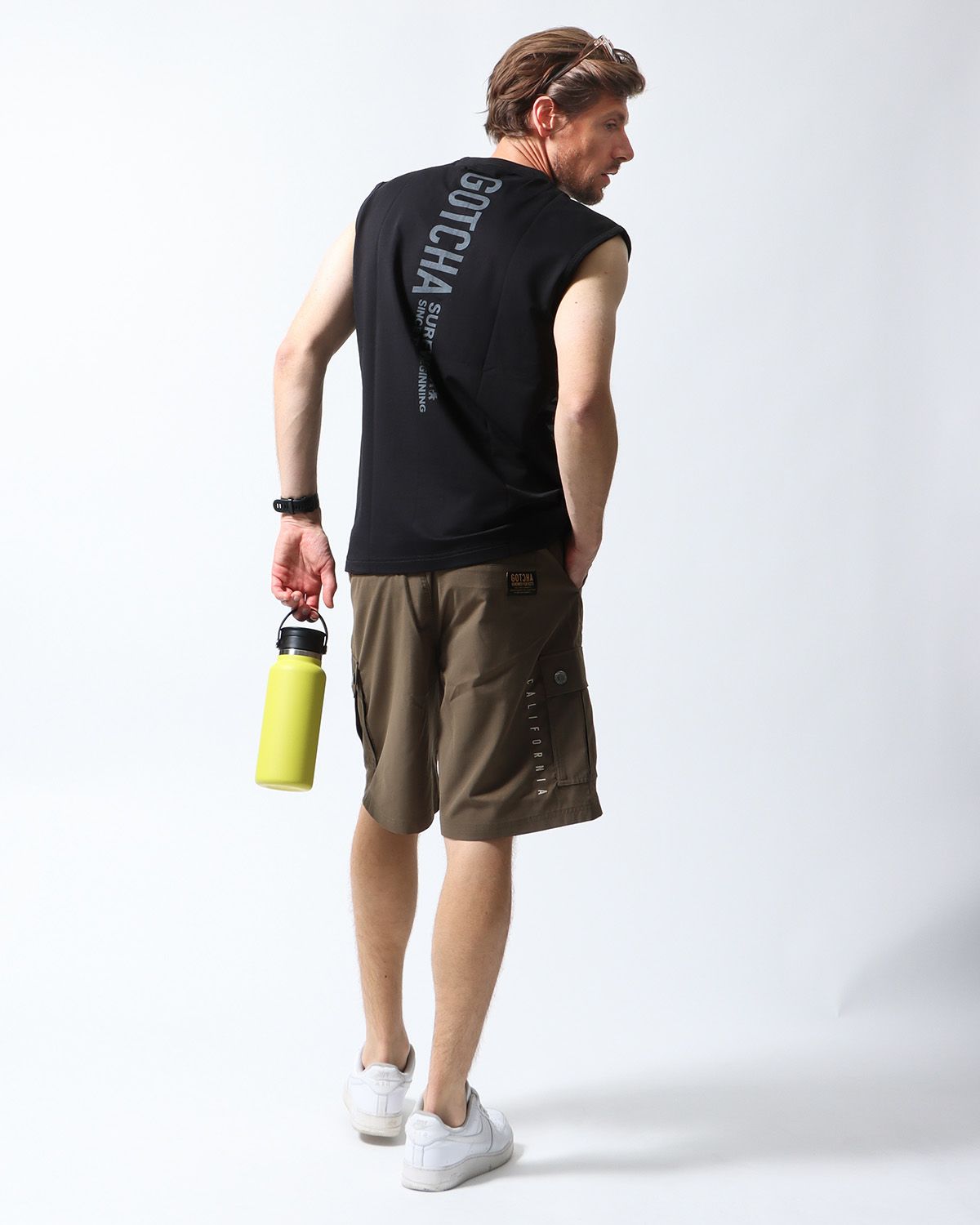 ブラック：183cm70kg(Lサイズ着用)