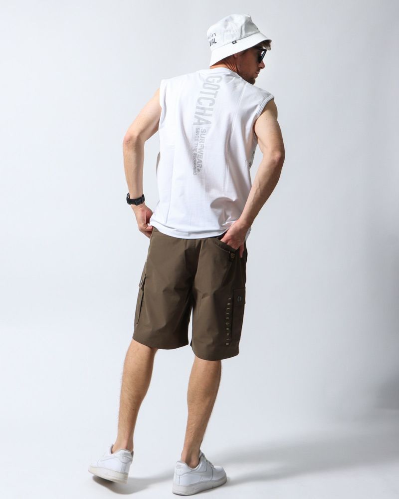 ホワイト：183cm70kg(Lサイズ着用)