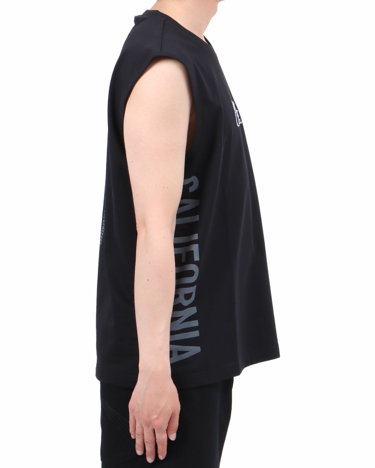 ブラック：174cm62kg(Lサイズ着用)