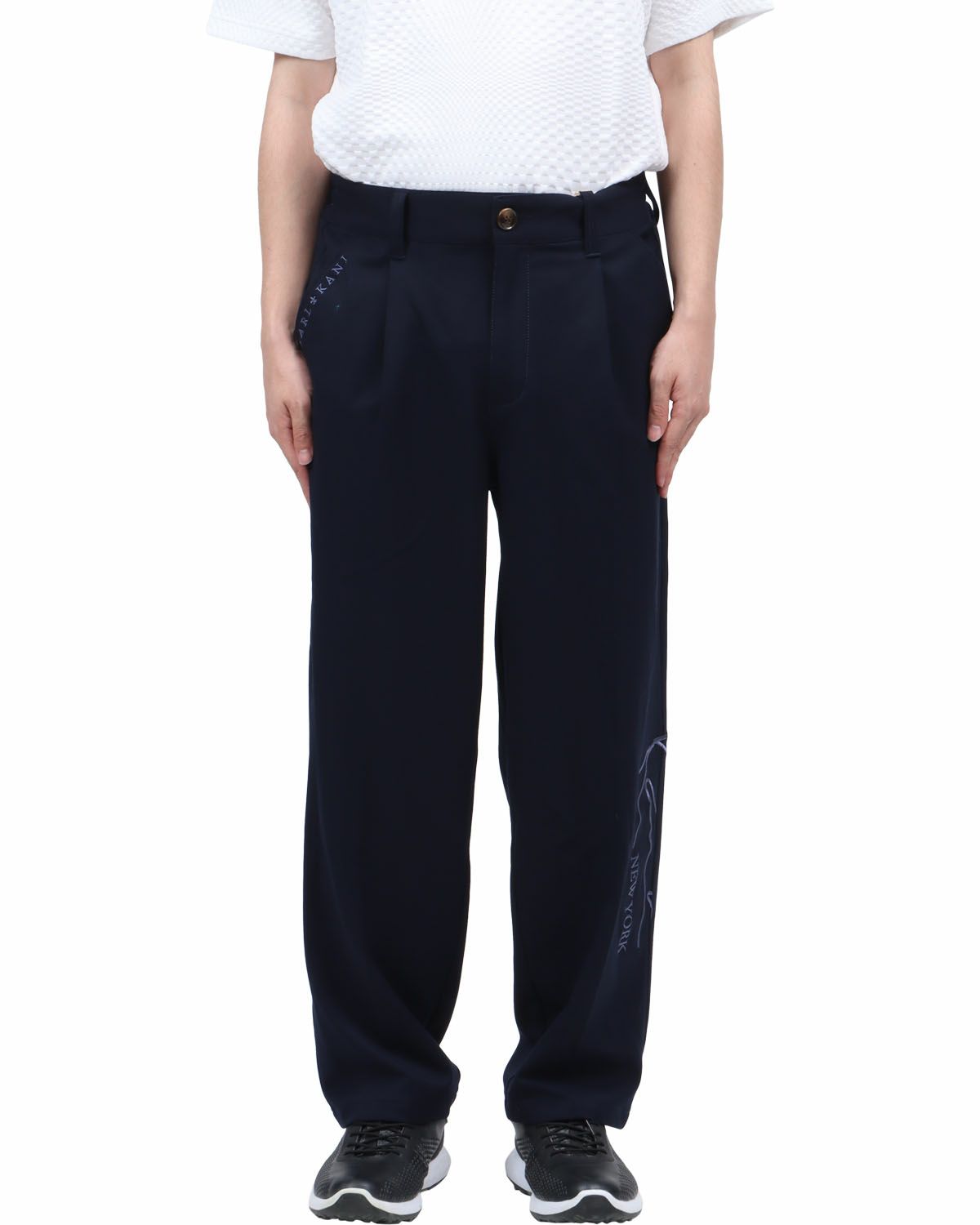 ネイビー：173cm60kg(32inc着用)