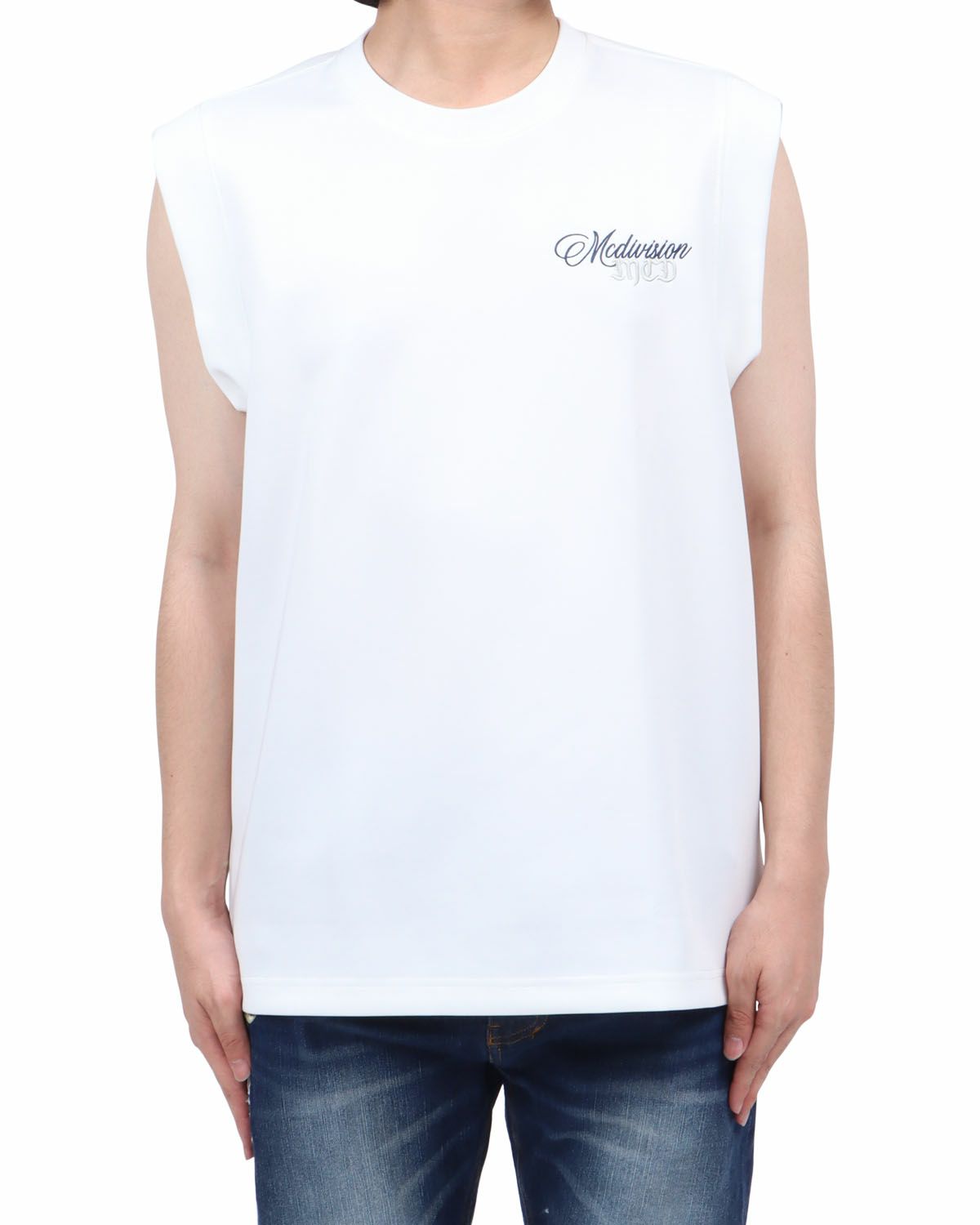 ホワイト：173cm60kg(Lサイズ着用)