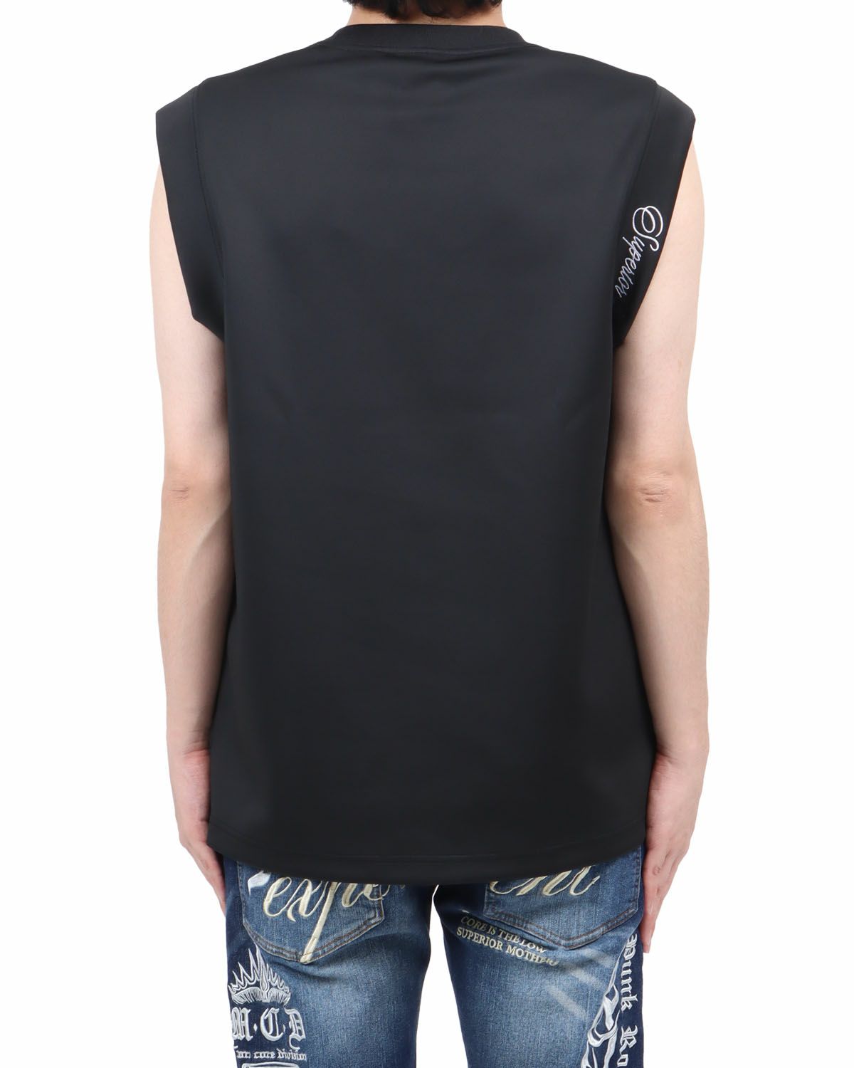 ブラック：173cm60kg(Lサイズ着用)