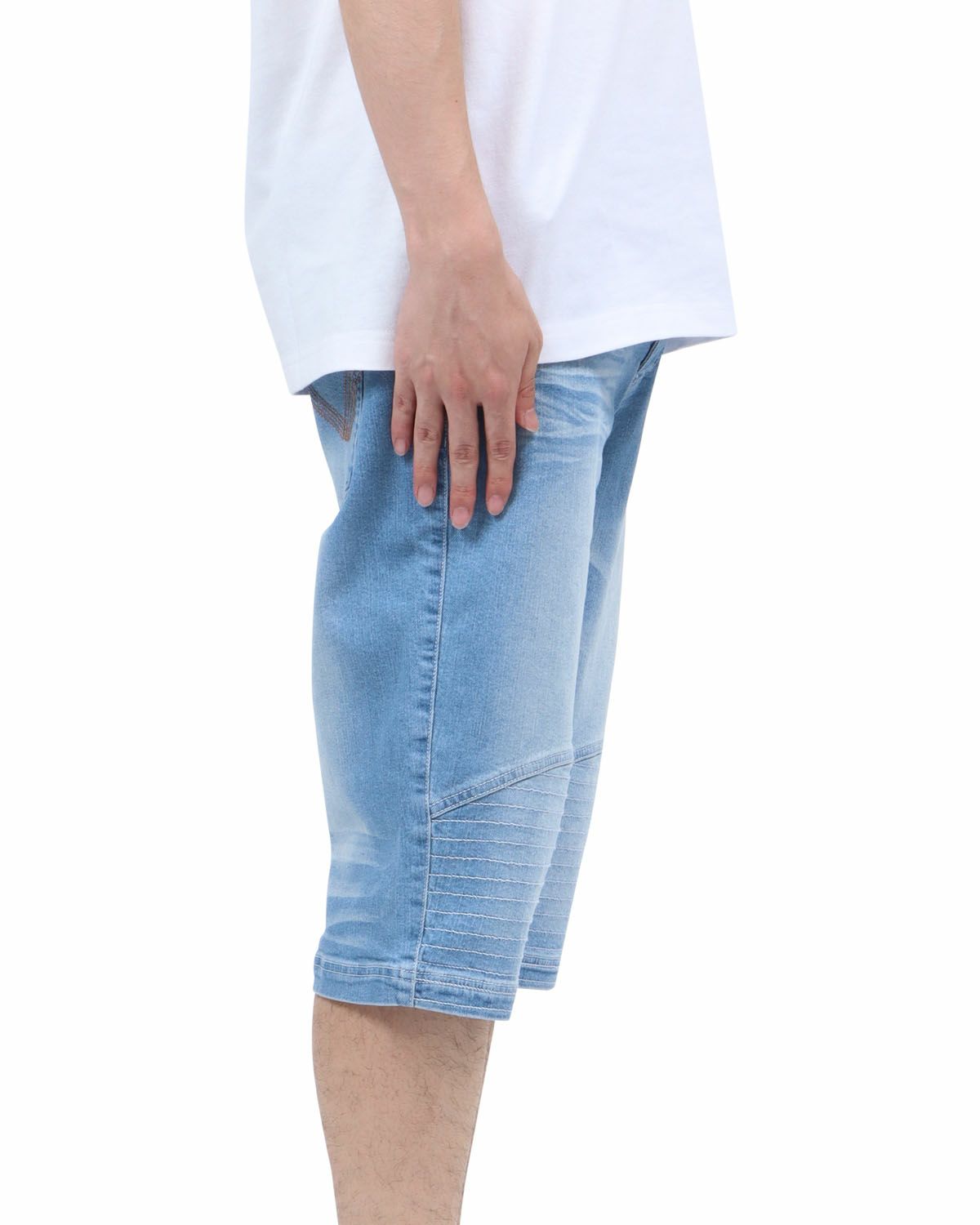 ブリーチ：173cm60kg(Mサイズ着用)