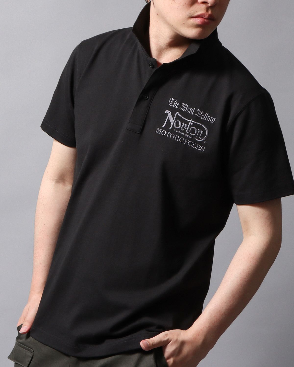 ブラック：178cm/75kg(Lサイズ着用)