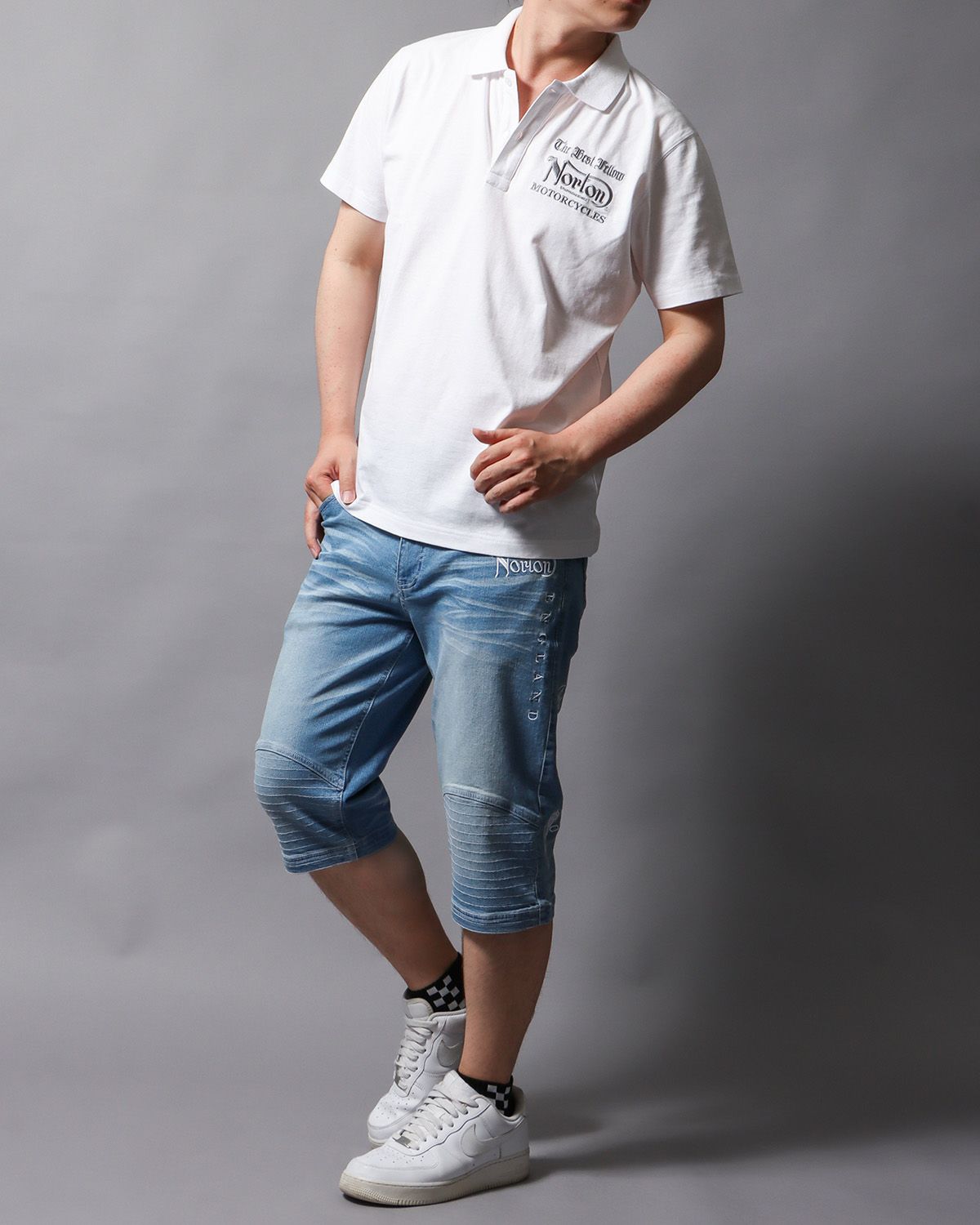 ホワイト：178cm/75kg(Lサイズ着用)