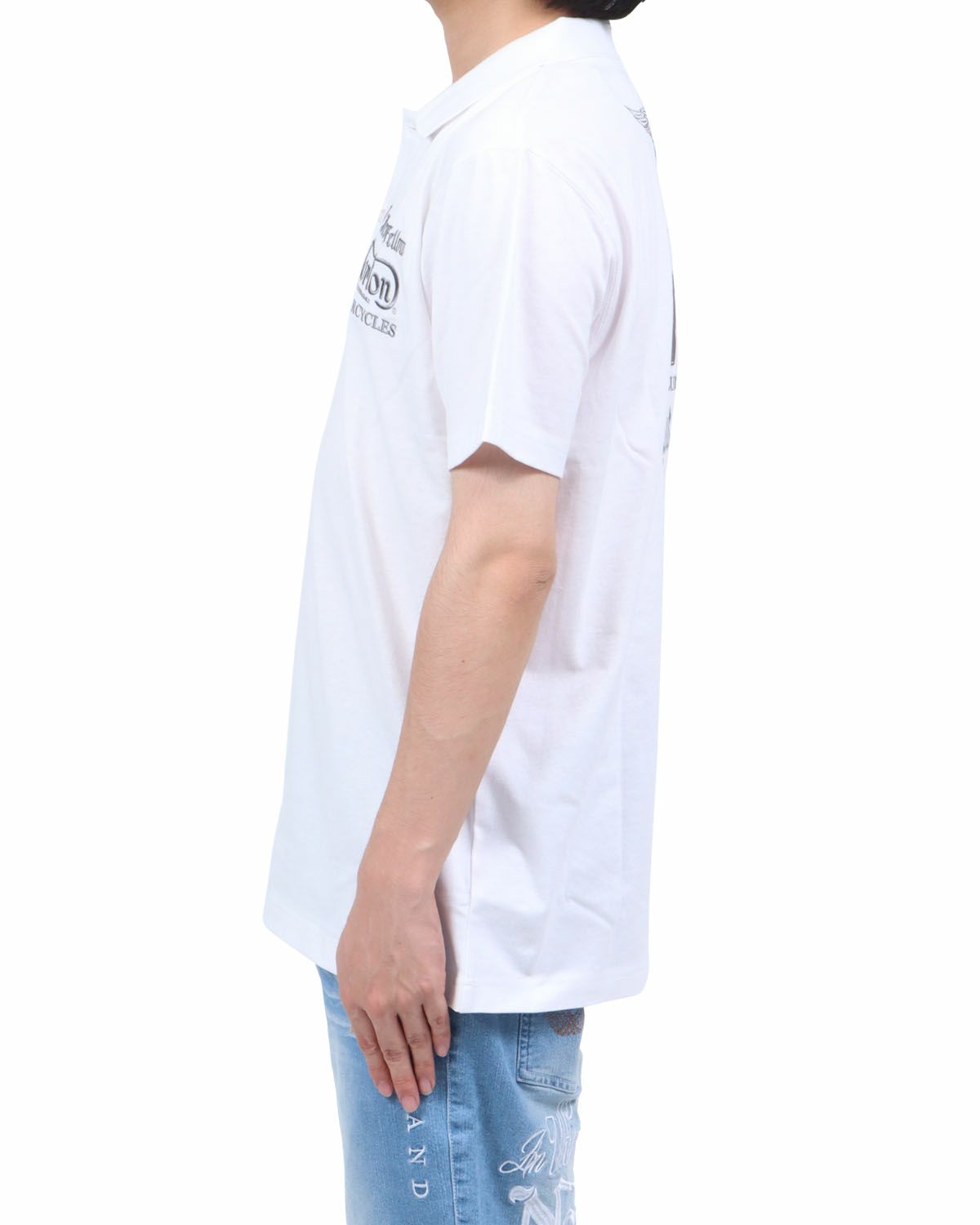 ホワイト：173cm60kg(Lサイズ着用)