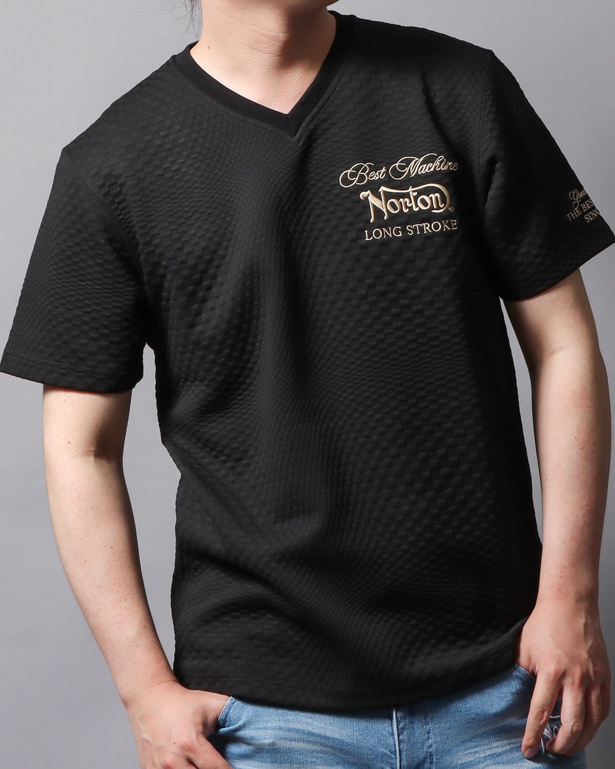 ブラック：178cm/75kg(Lサイズ着用)